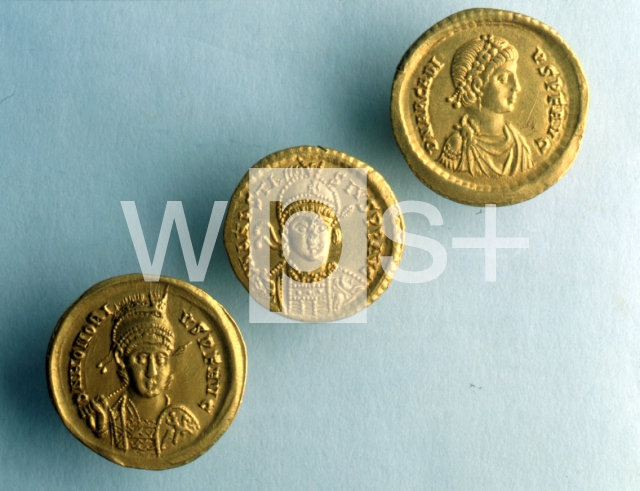 ｜ホノリウス帝を刻印した金貨