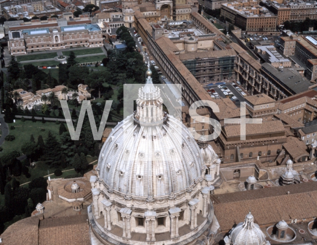 MICHELANGELO Buonarroti & DELLA PORTA Giacomo｜サン・ピエトロ大聖堂のクーポラ
