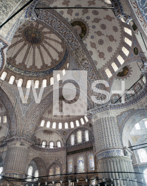 AGA Sedefhar Mehmet｜スルタンアフメト・モスク（ブルーモスク）の中央ドーム内部