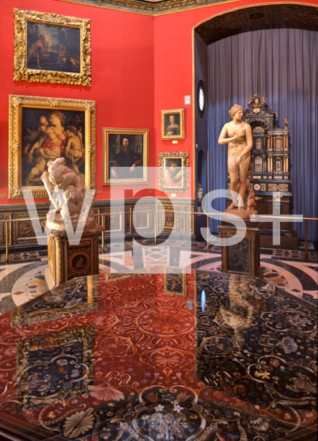 VASARI Giorgio & BUONTALENTI Bernardo｜ウフィツィ美術館「観覧室」