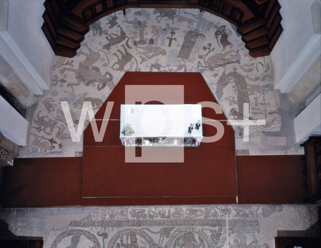 PANTALEONE Monaco｜オトラント大聖堂の後陣の床モザイク「全景」