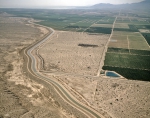｜パームスプリングスとインディオの間を流れるコロラド川用水路