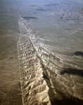 ｜カリゾ平原を横断するサンアンドレアス断層