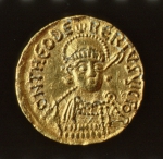 ｜テウデベルト1世の肖像が刻印された金貨