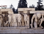 ｜アクロポリスのディオニューソス劇場の彫刻部分
