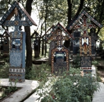 ｜サプンツァ村の墓地