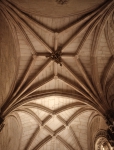 ｜サン・フアン・デ・ロス・レイェス修道院、回廊の低層ギャラリーの天井