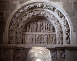 ｜サント＝マドレーヌ大聖堂のナルテックスの北扉口ティンパヌム「死後現れるキリスト、キリストの昇天」