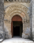 ｜サン・ピエール聖堂の西正面中央扉口
