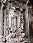 ｜サン・ジル修道院教会の西正面中央扉口「使徒ヨハネとペテロ」