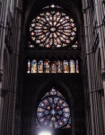 ｜ノートルダム大聖堂（ランス）の西正面扉口のバラ窓